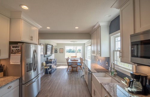 New Haven Other | Restored Farmhouse Close to WI Dells