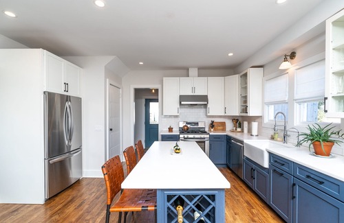 Cutchogue House | Restored Farmhouse in The Heart of Wine and Farm Country