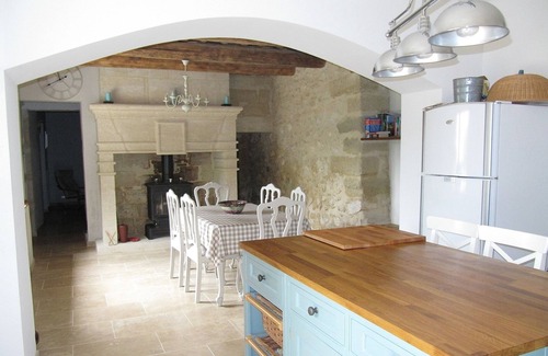 Saint-Siffret House | Restored Traditional Stone House with AC, Garden and Parking. New Pool in 2024