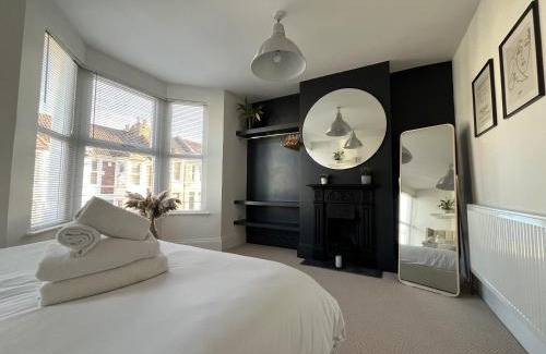 Brislington House | Restored Victorian Home with Private Garden