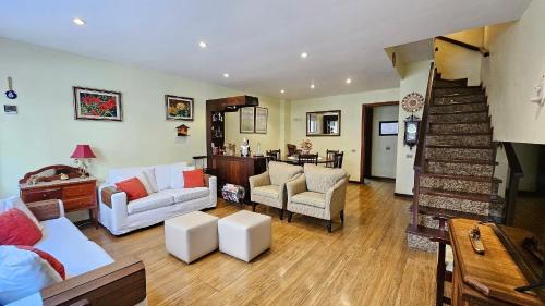 Alto Apartment | Retiro dos Sonhos – Piscina, Jacuzzi e Sauna na Montanha