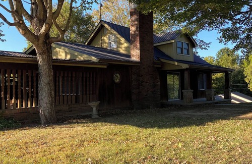 Cave City House | Retreat at Mammoth Cave with WiFi, AC