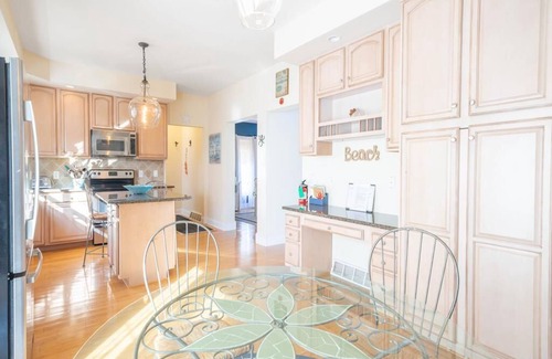 Villas House | Retreat, Bay Views & Pet Friendly, 2700Sq.Ft.Single Family Home