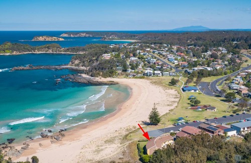 Malua Bay Apartment | Retreat Beside The Beach - Unit Four