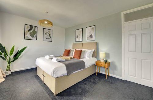 Stonnall House | Retreat Close to the N.E.C. Airport Resort World