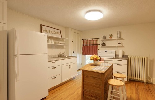 Hastings House | Retreat in Hastings: Two Homes, One Listing