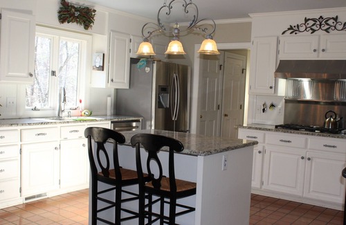 Charlotte House | Retreat in the City - country setting in the city with large private pool