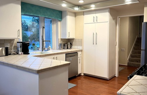 Mission Viejo House | Retreat style private pool home in Mission Viejo