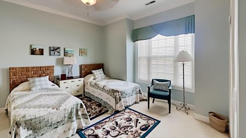 Pawleys Island Villa | Retreat to Coastal Elegance: Golf and Beach Access