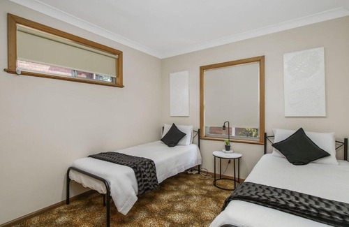 North Haven House | Retro at Riverview