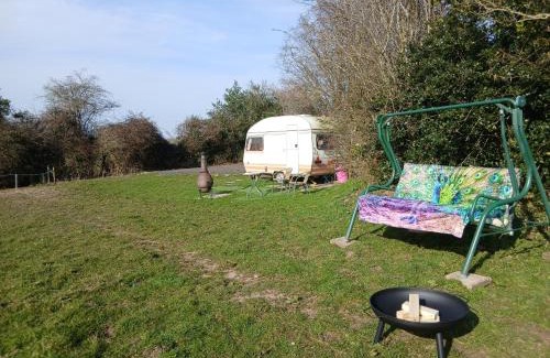 Rock Other | Retro caravan