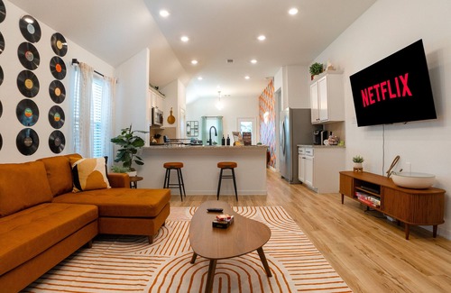 Katy House | Retro Meets Farmhouse: Craftsman Home with amazing Spa like pool & nearby parks