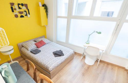 Downtown Angers Apartment | Retro Pop