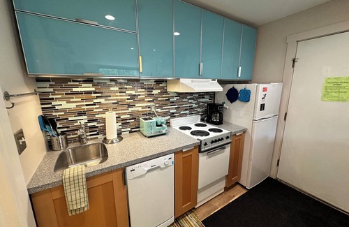 Big Sky Condo | Retro Ski Condo at the Base of Lone Mountain! Located on Shuttle Route!