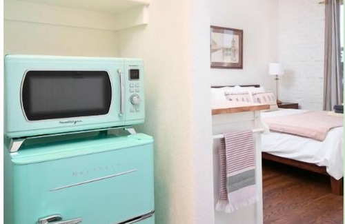 Rampart Village Apartment | Retro Studio in Historic Downtown LA!