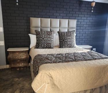 Kareeberg Apartment | Reunion Vacations - Milk 'n Honey