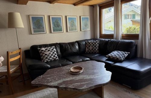 Schwanden Apartment | Revier beim Dorfbrunnen