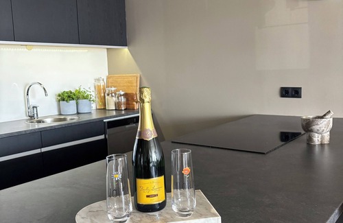 Arbær Apartment | Reykjavik 3-bedroom apartment close to nature and Golden Circle