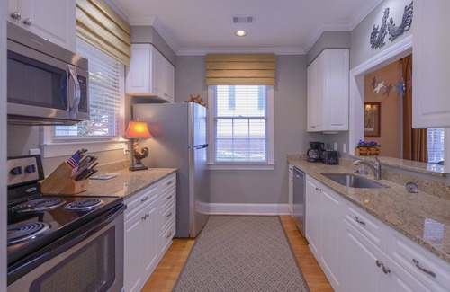 Lake Oconee Villa | Reynolds Lake Oconee 4BR 3BA Waterfront on Marina Cove