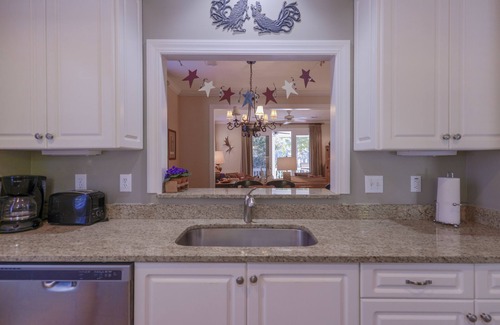 Lake Oconee Villa | Reynolds Lake Oconee 4BR 3BA Waterfront on Marina Cove
