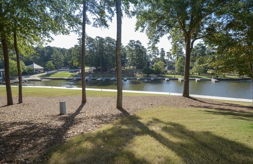 Lake Oconee Villa | Reynolds Lake Oconee 4BR 3BA Waterfront on Marina Cove