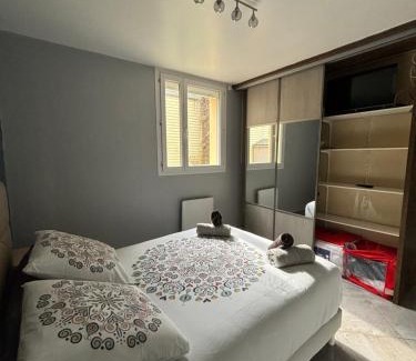 Dieppe Apartment | Rez-de-chaussée de plain-pied avec parking privé au centre ville