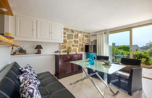 Mandelieu-La-Napoule Apartment | Rez-de-villa avec piscine