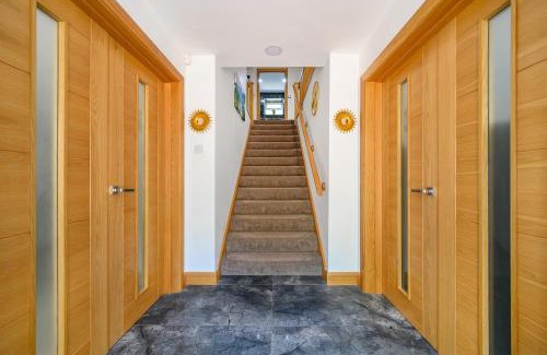 Batley House | -RF7B- For your relaxed and Cosy stay with Free WiFi