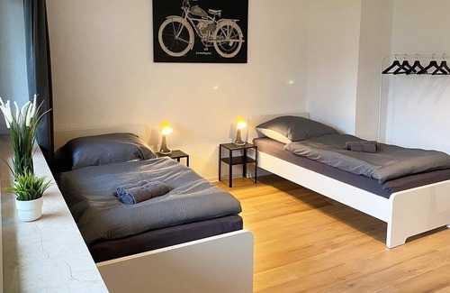 Rheine Apartment | RH02 - Spacious holiday apartment with balcony in Rheine, 85 sqm, 4 rooms, max. 7 people