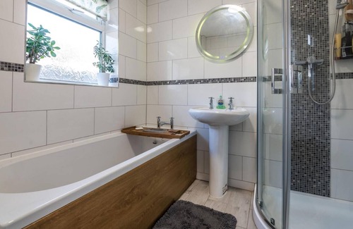 Manorbier Apartment | Rhainfa - 3 bedroom bungalow - Manobier