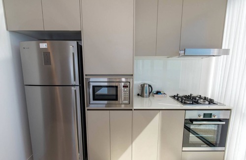 Surfers Paradise Apartment | Rhapsody Resort