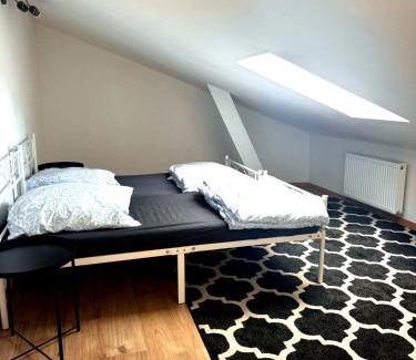 Ensen Apartment | Rhein River mit Küche Unterkunft