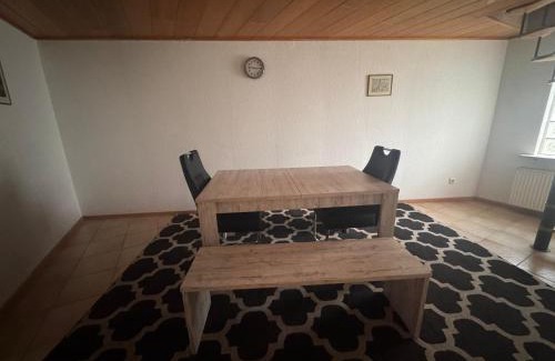 Ensen Apartment | Rhein River mit Küche Unterkunft