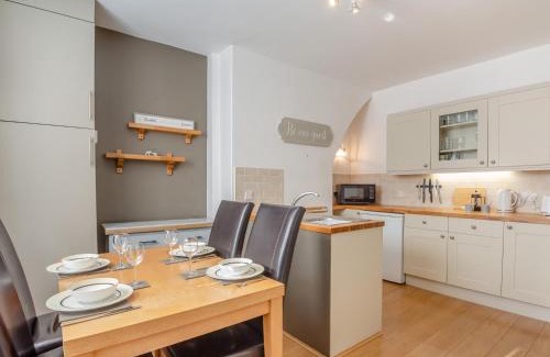 Colwyn Bay House | Rhiw Bank Apartment