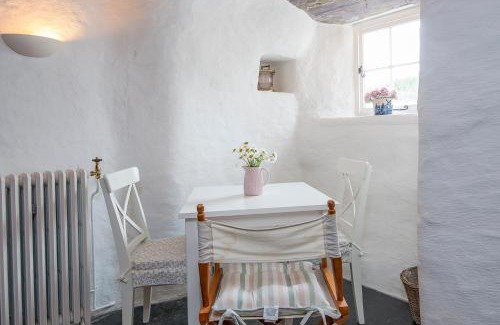 St Brides House | Rhosson Uchaf