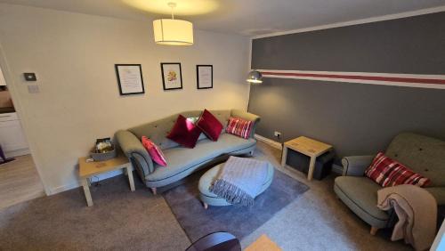 Durham House | Rhubarb Retreat - Stylish House, Sleeps 5, 10 mins to Durham City & Parking & Garden
