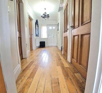 Rhyl House | Rhuddlan Retreat by the River