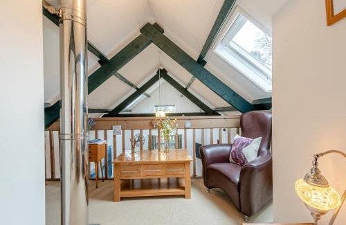Llanfihangel-Ystrad House | Rhydyfran Coach House