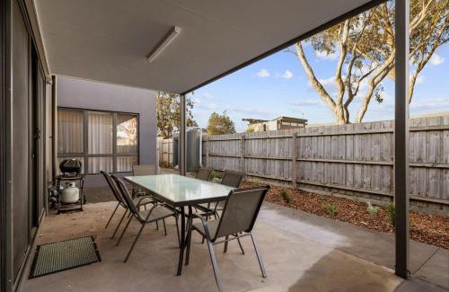 Rhyll House | Rhyll Family Escape
