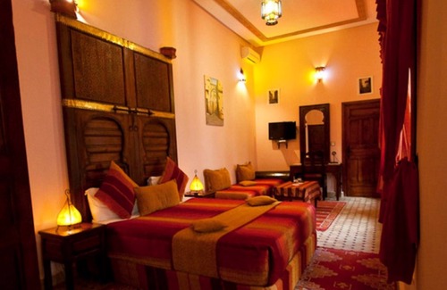 Ain Azlitan House | Riad Ahlam