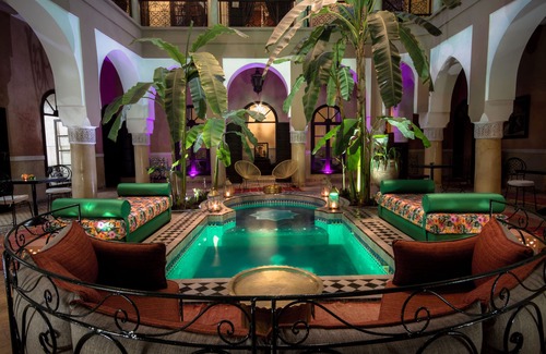 Zaouia Sidi Rhalem House | Riad in the heart of the medina: swimming pool, terrace and hammam for 23 people