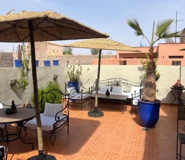 Zaouia Sidi Rhalem Bed & Breakfast | Riad La Perla Bianca