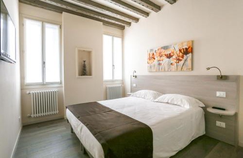 San Polo Apartment | Rialto Suite 1602