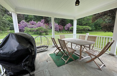Emporium House | Rich Valley Estate 8 bdrm 12 bds 7 fireplaces 8 bath+Swim hole,Hunting & fishing