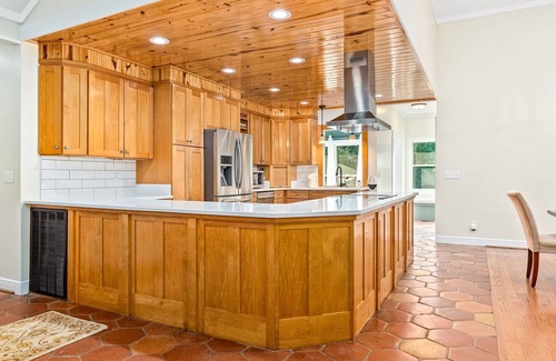 Auburn House | "Richland Retreat"- Roomy and Relaxing. 6 BR on 5 acres, 8 min. to Jordan-Hare