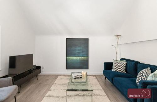 South Richmond Apartment | Richmond - 2 Bedroom Duplex Apartment