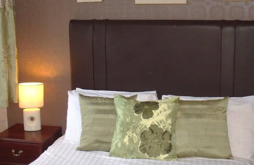 Weston-super-Mare Bed & Breakfast | Richmond Hotel