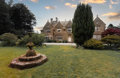 Kendal Apartment | Richmond Place - Apartment in Private Mansion