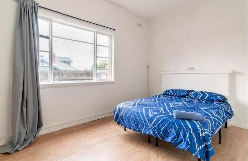 Richmond North House | Richmond Private Rooms - 151 Hoddle Homestay