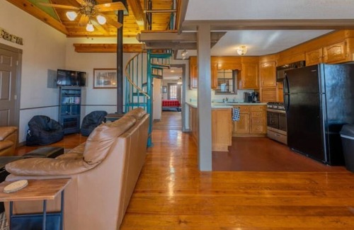 Dixon Springs Cabin | Ride. Rest. Repeat. Check out our reviews on the "other" site.